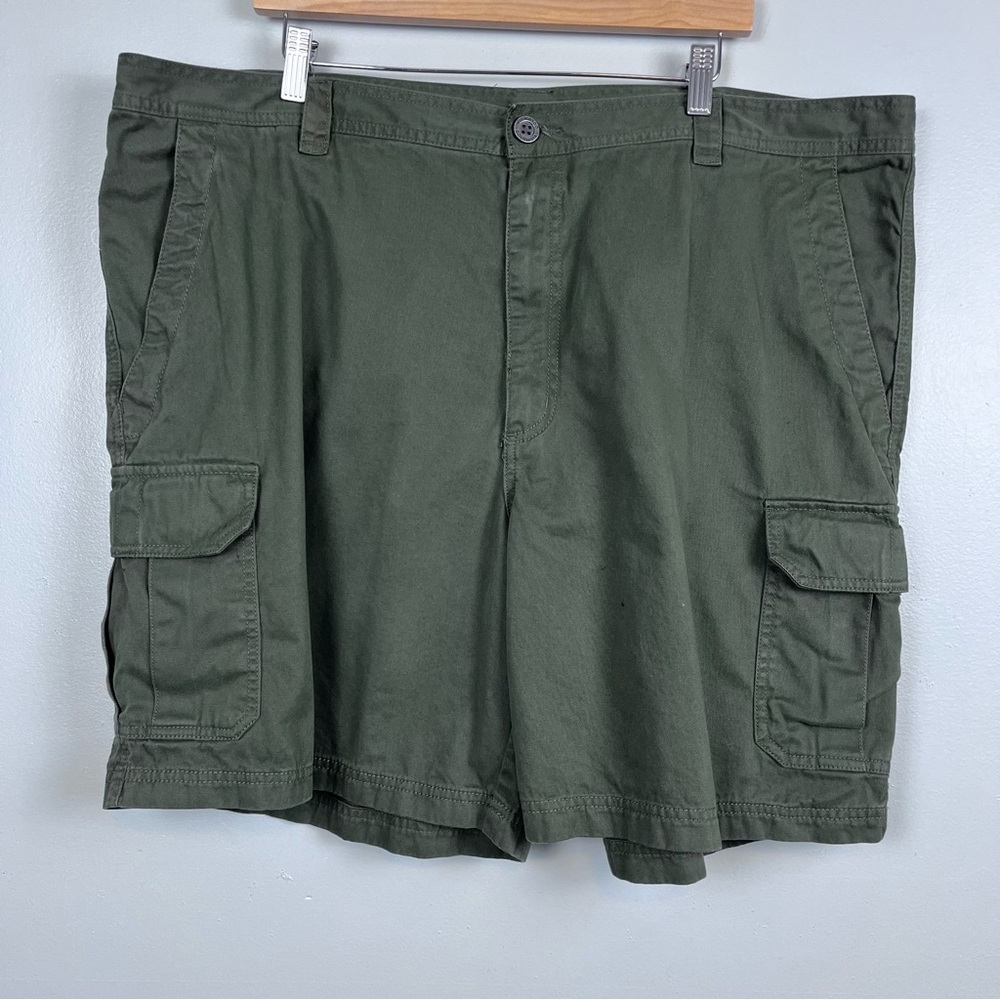 Columbia Men's 100% Cotton Olive Green Cargo Shorts AX4692 Size 44; Outdoor
